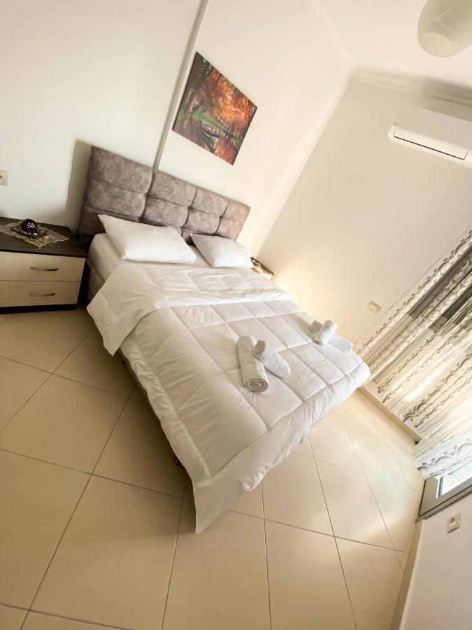 Hotel Abedini Sarande Exterior photo