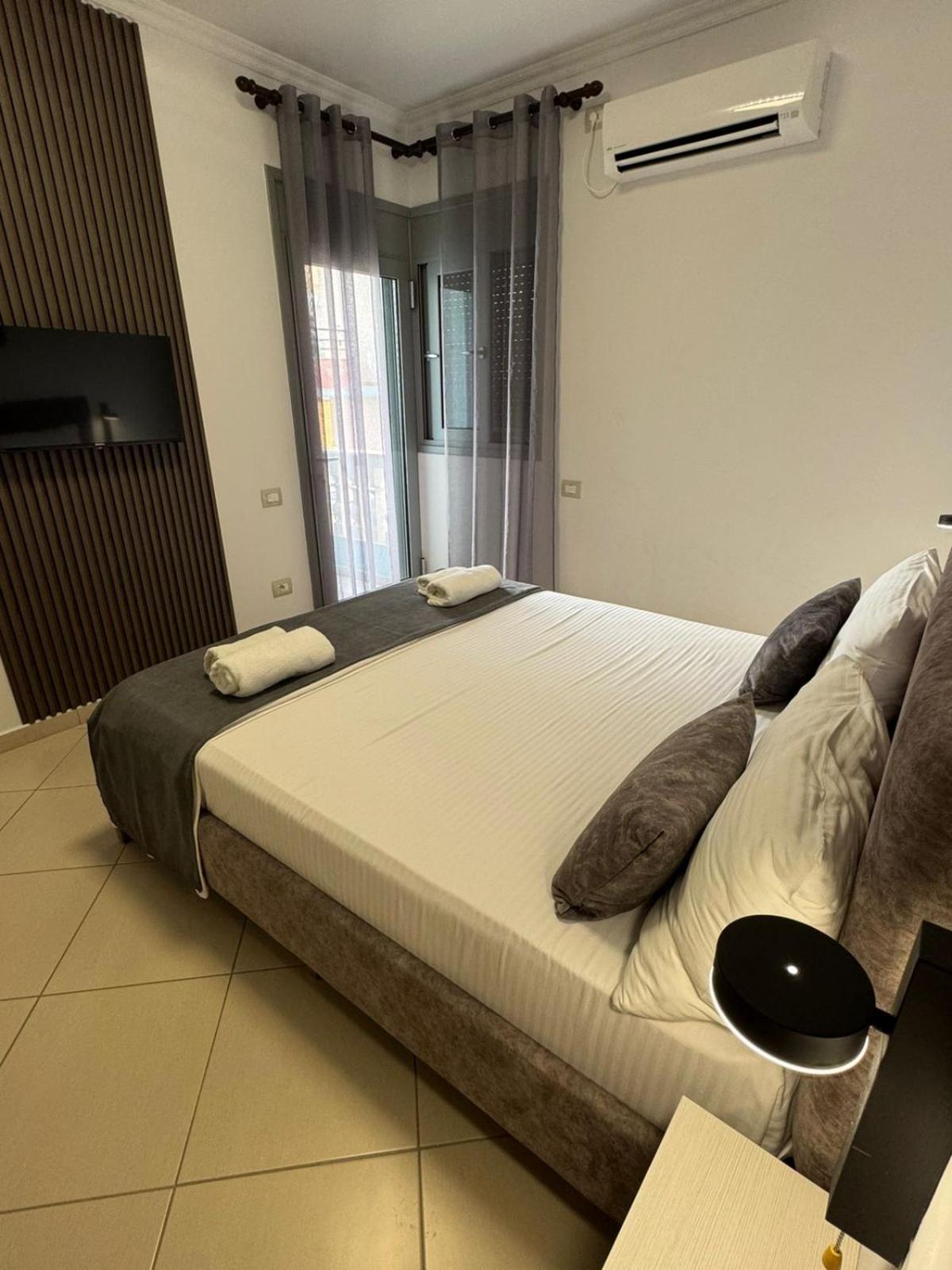 Hotel Abedini Sarande Exterior photo